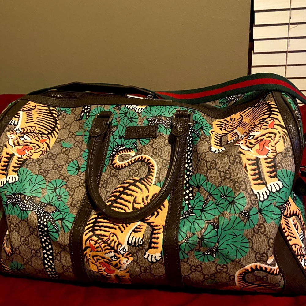 Brand New Gucci Crossbody Duffle XL